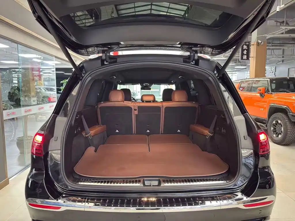 Mercedes-Benz GLS — миниатюра 14