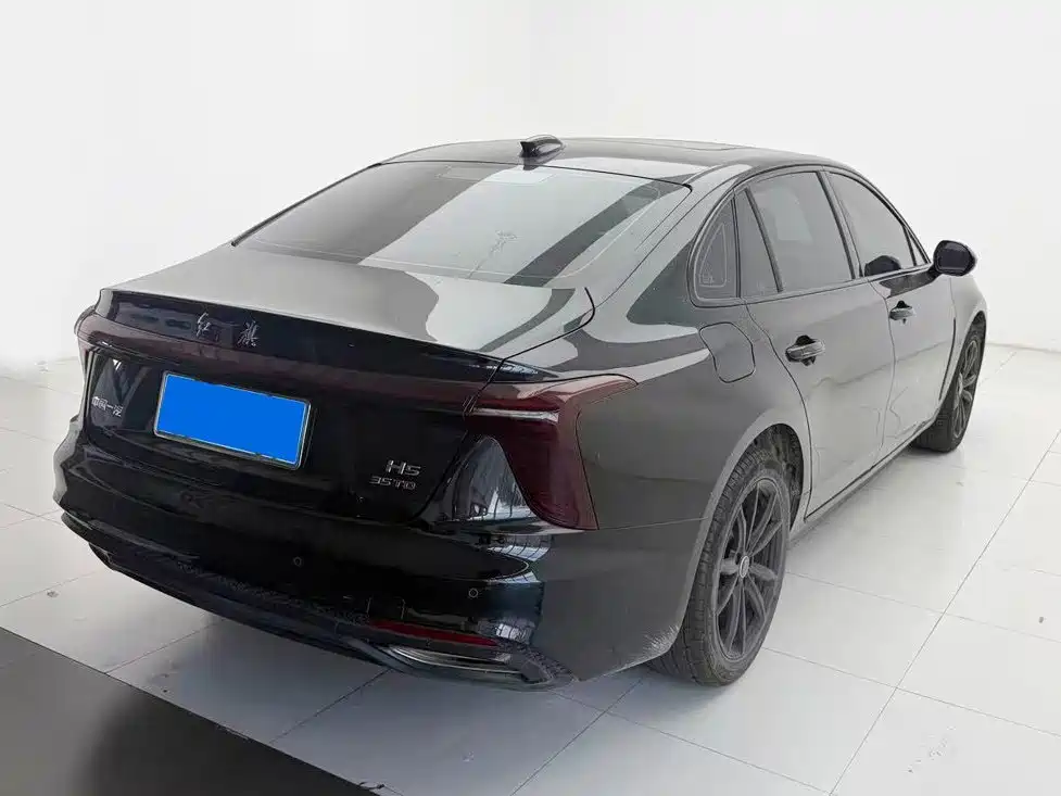 Hongqi Hongqi H5 — миниатюра 9