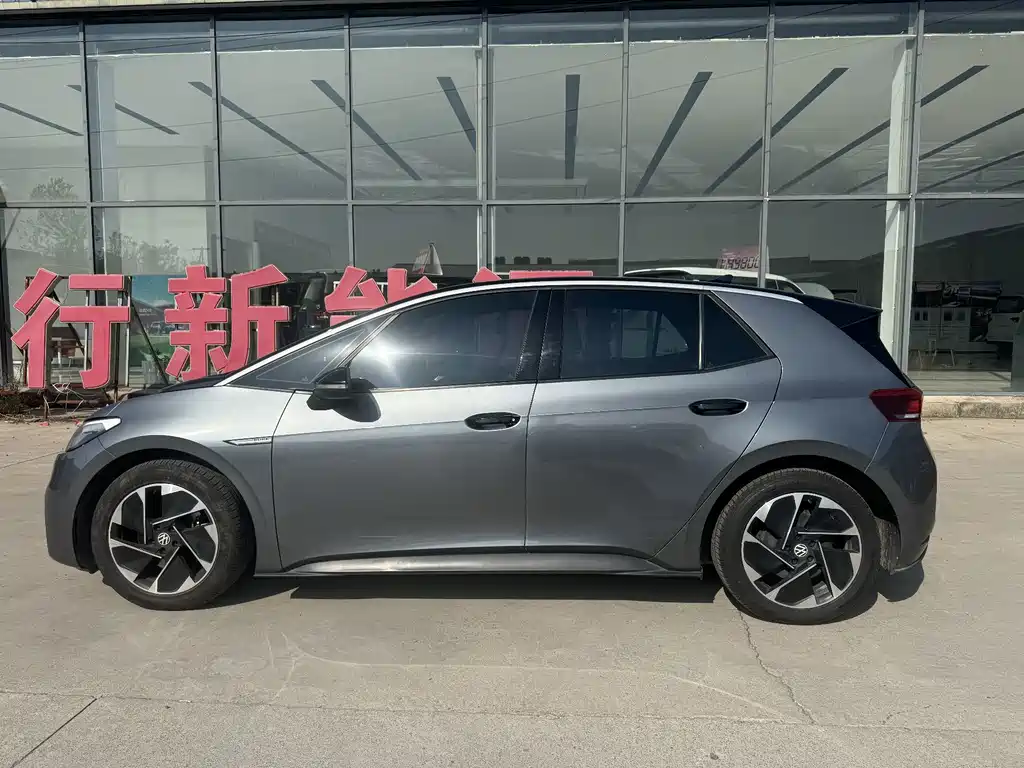 Volkswagen ID.3 — миниатюра 5