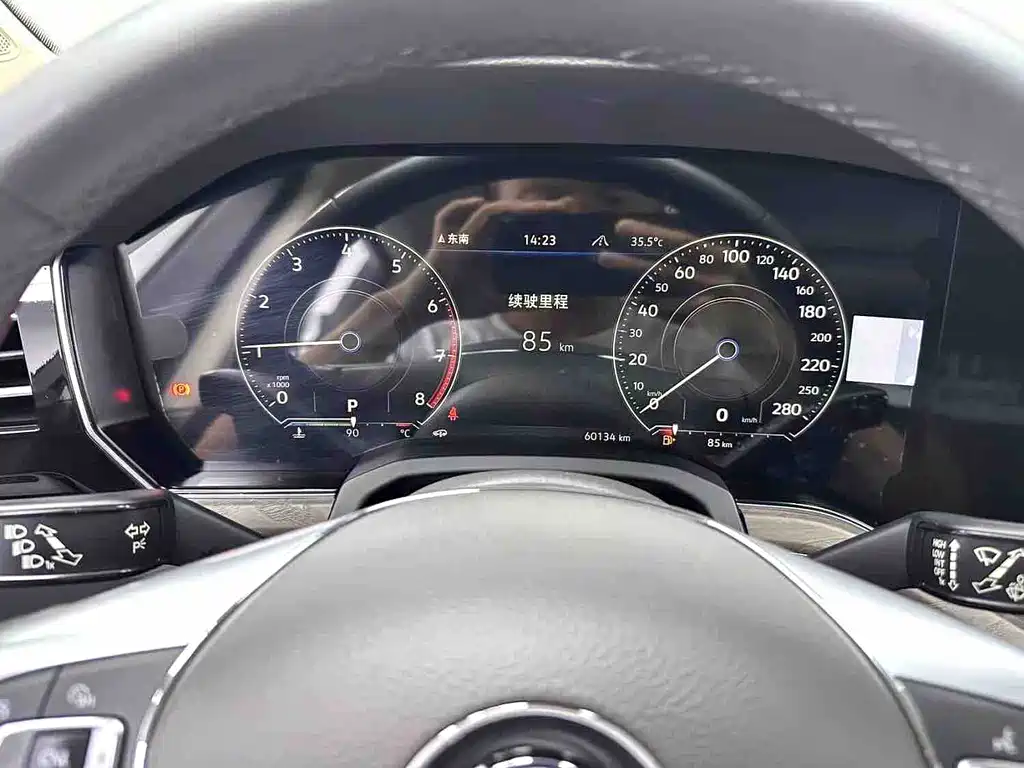 Volkswagen Touareg — миниатюра 9