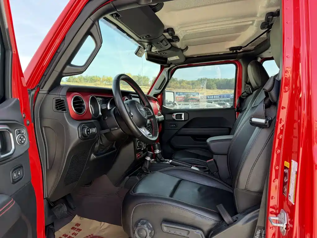Jeep Wrangler — миниатюра 7
