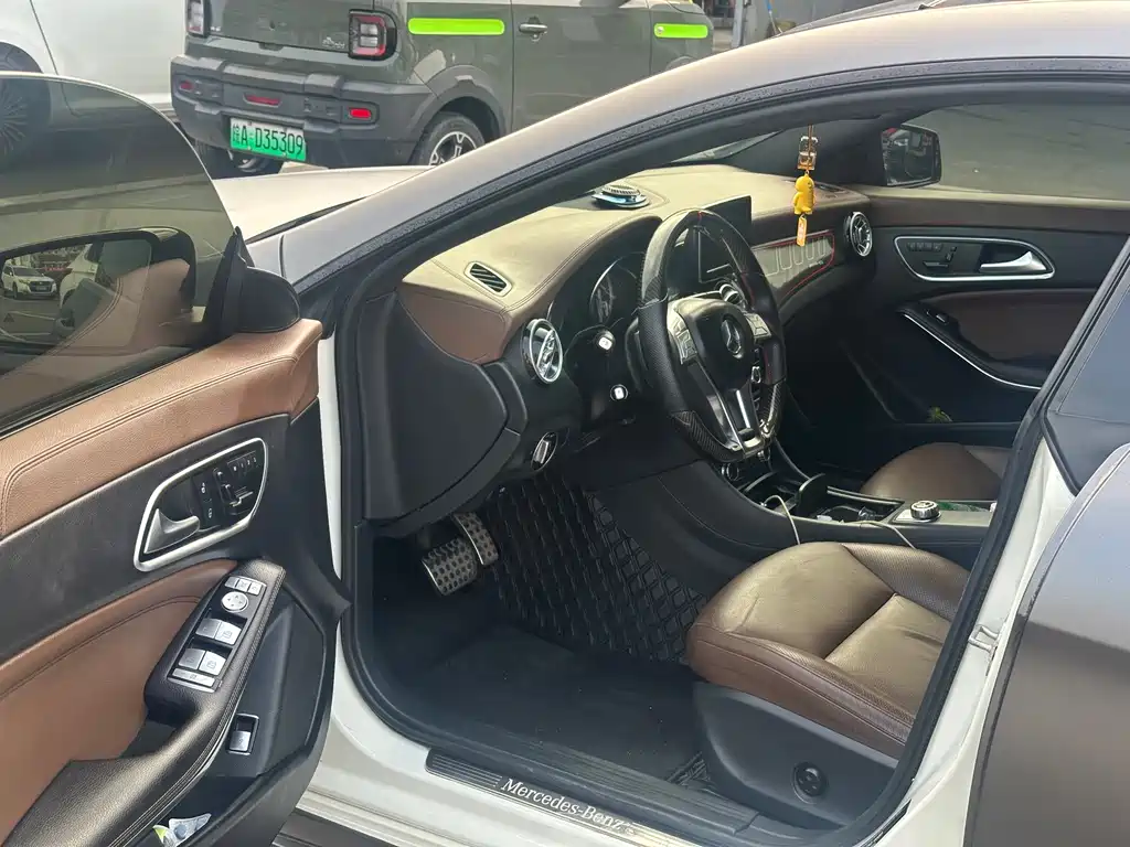 Mercedes-Benz CLA (Import) — миниатюра 4