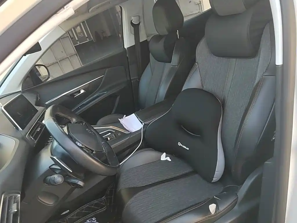 Peugeot 4008 — миниатюра 15