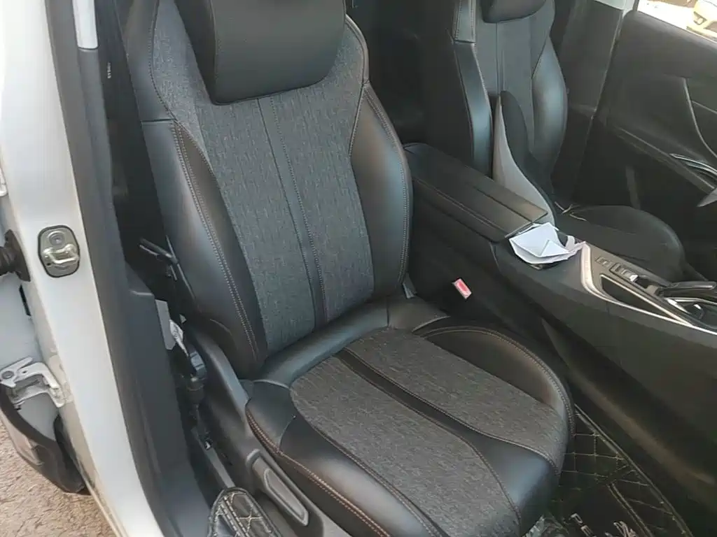Peugeot 4008 — миниатюра 25