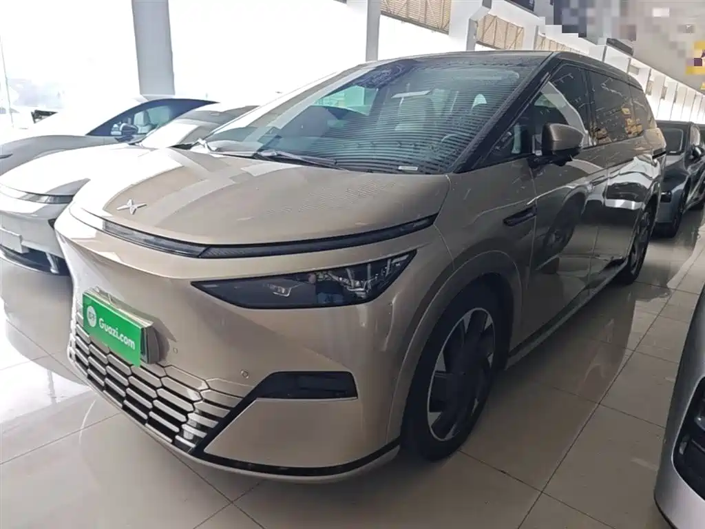 XPeng X9 2024