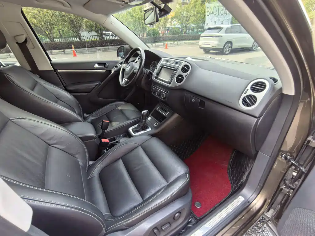 Volkswagen Tiguan — миниатюра 14