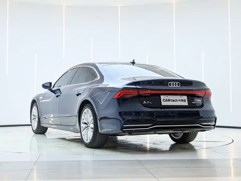 Audi A7L 2024 45TFSI S-line