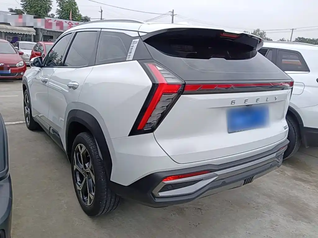 Geely Boyue L — миниатюра 5