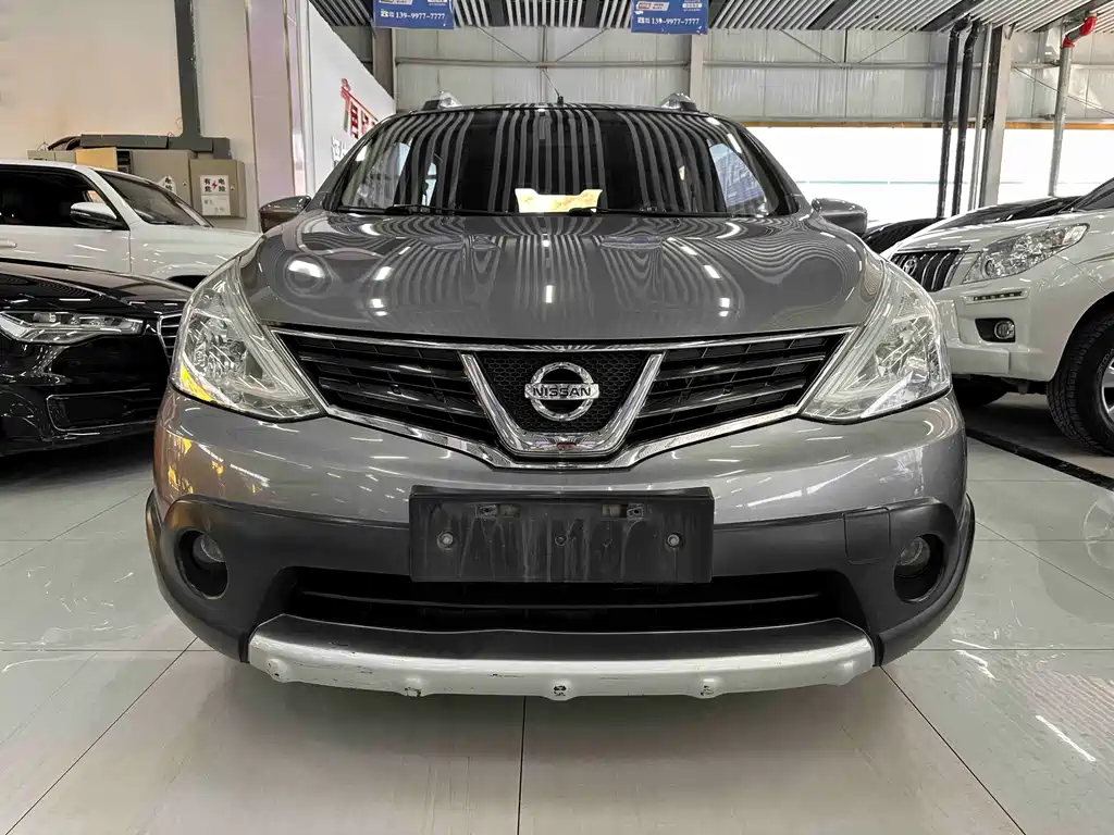 Nissan Livina — миниатюра 2