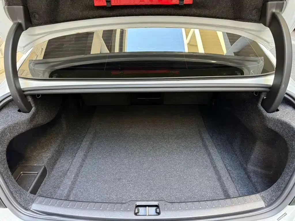 Volvo S60 — миниатюра 8
