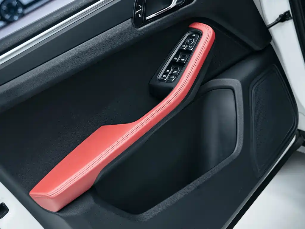 Porsche Macan — миниатюра 15