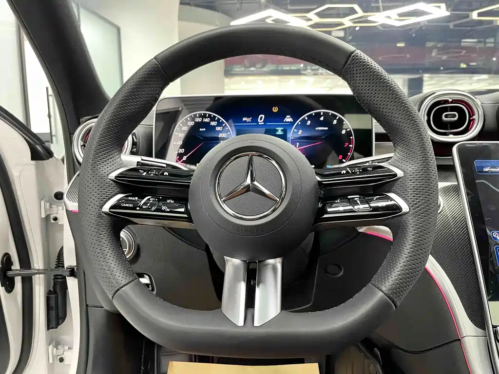 Mercedes-Benz C-Class — миниатюра 19