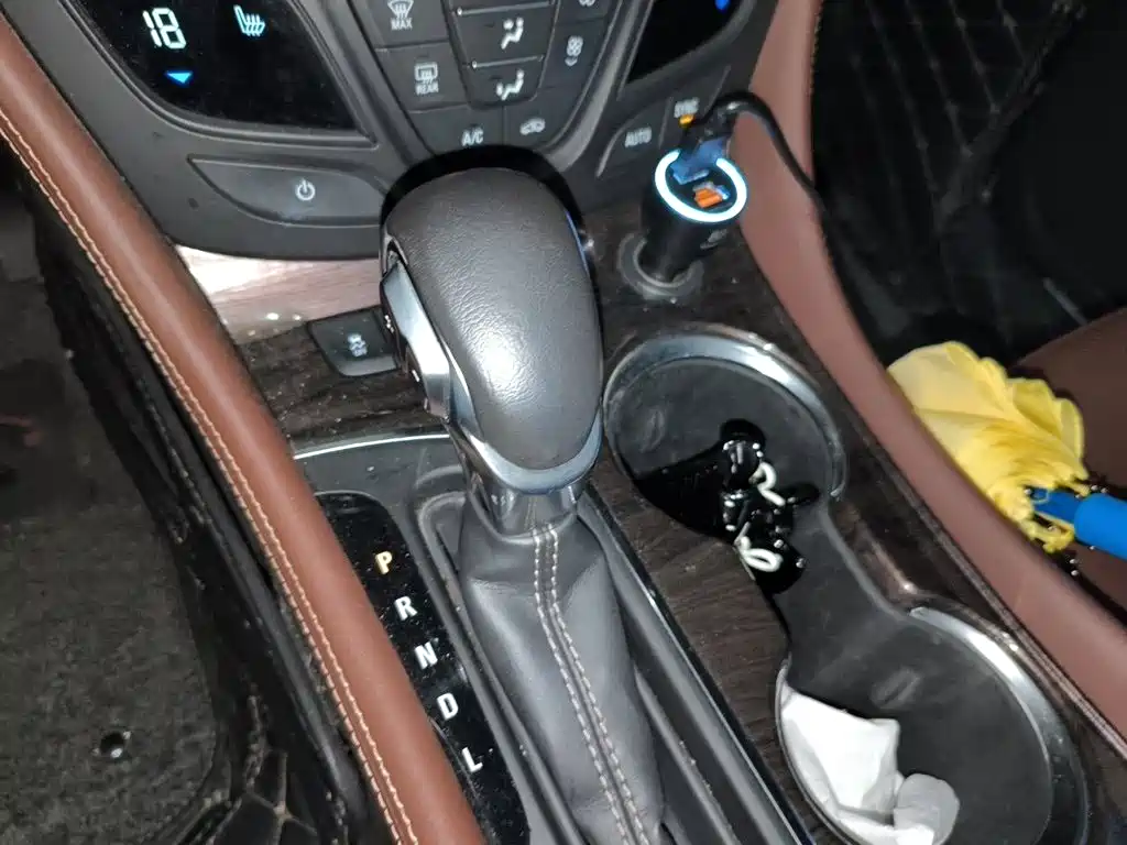 Buick Envision Plus — миниатюра 11