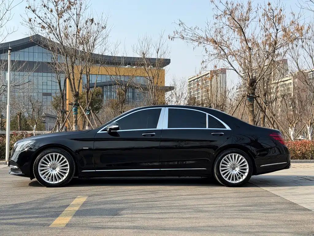 MERCEDES-BENZ S CLASS