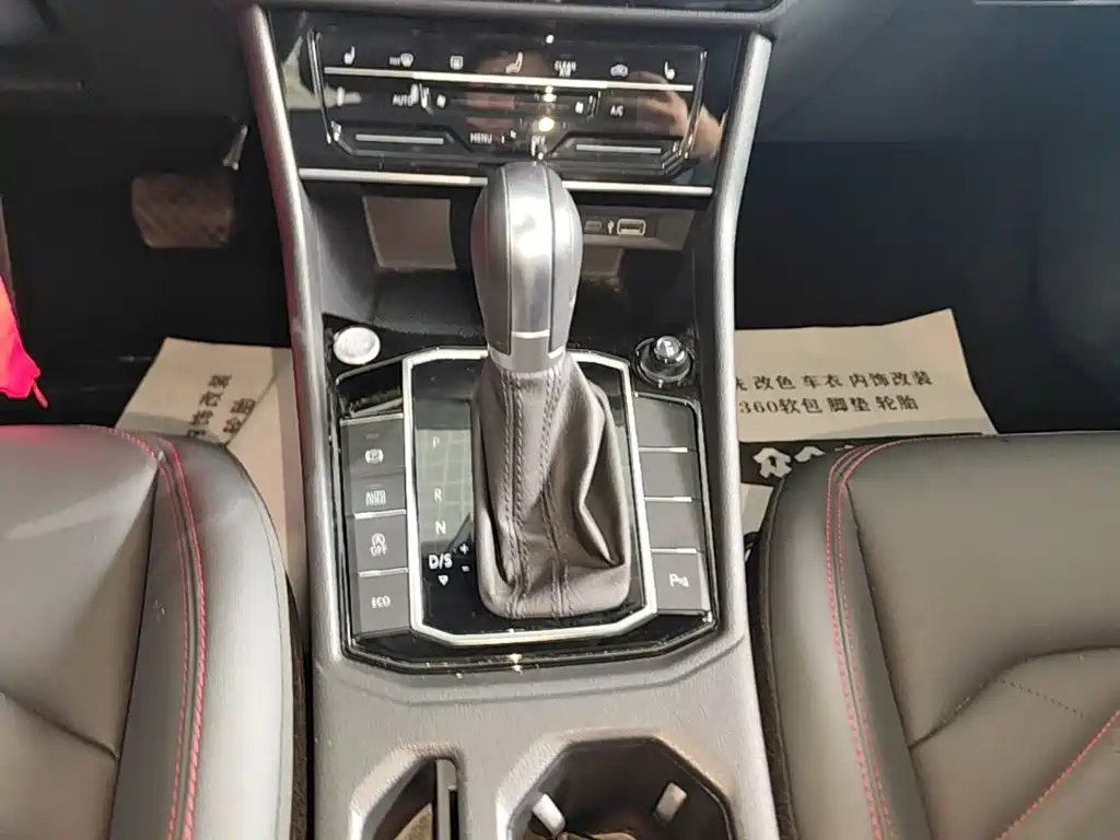 Volkswagen Lavida — миниатюра 14