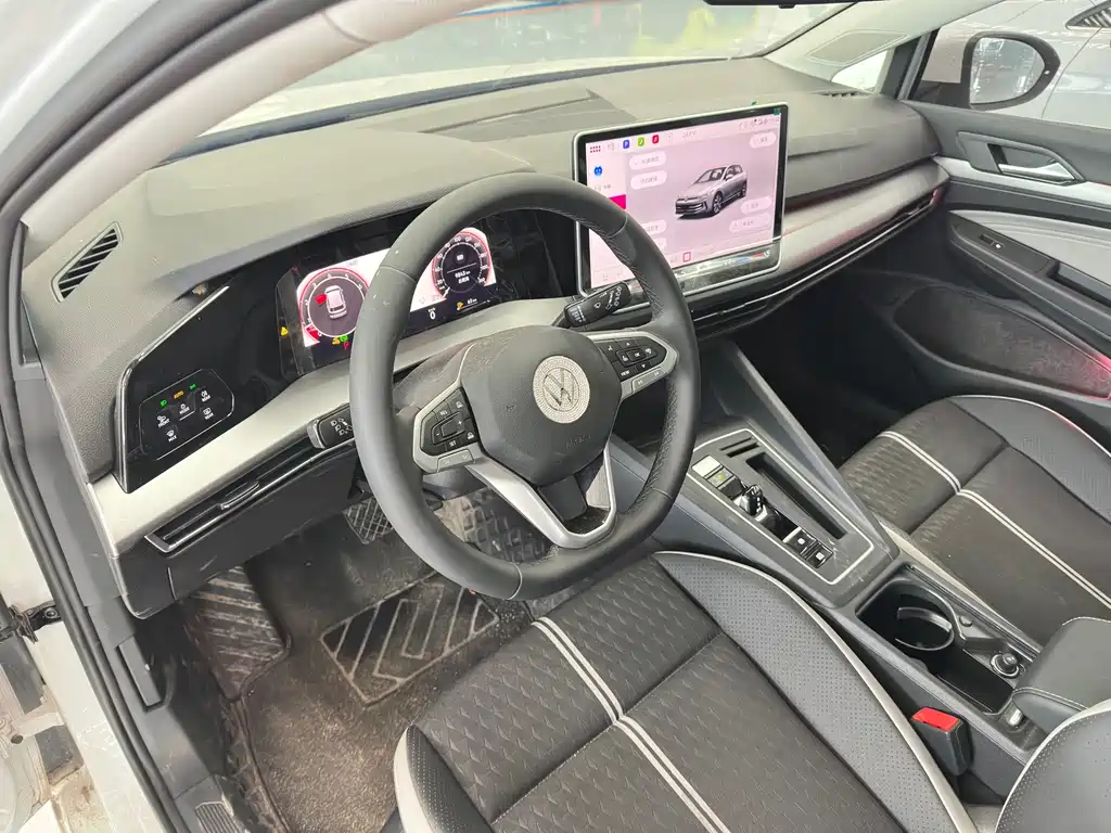 Volkswagen Golf — миниатюра 6