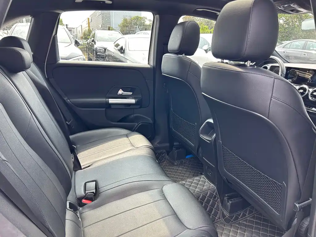 Mercedes-Benz B-Class — миниатюра 10