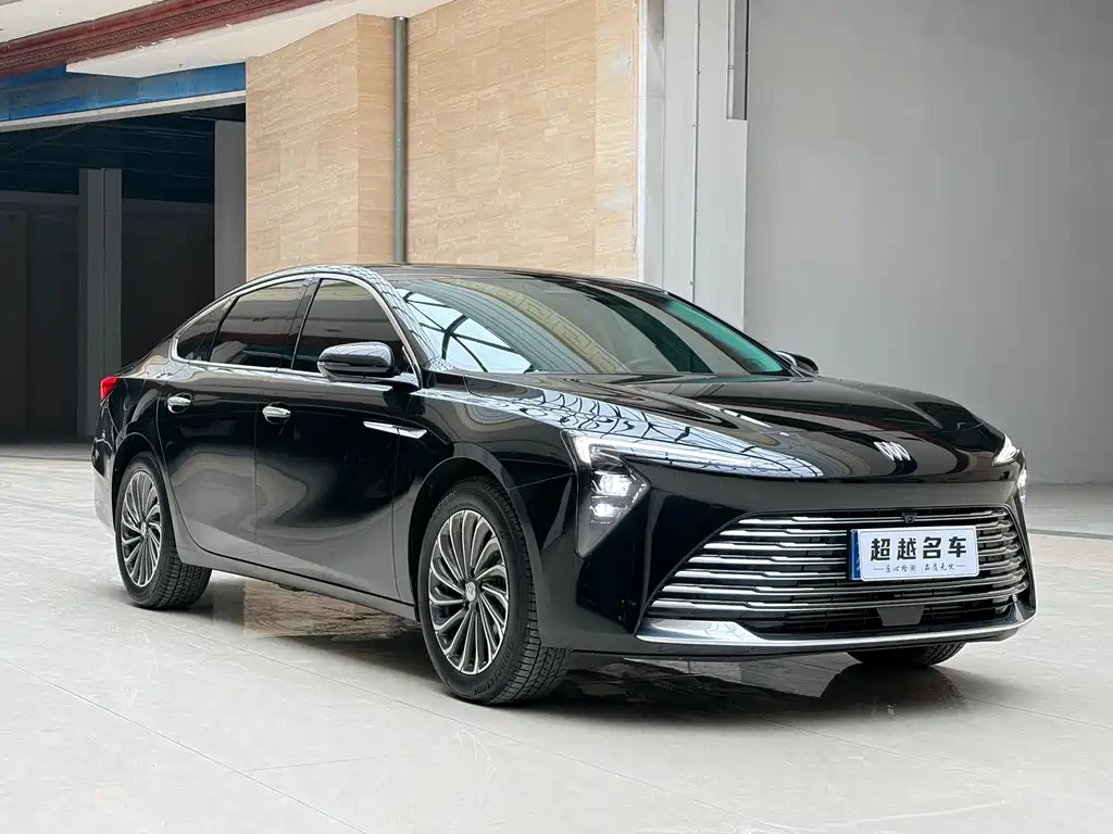 Buick LaCrosse — миниатюра 3
