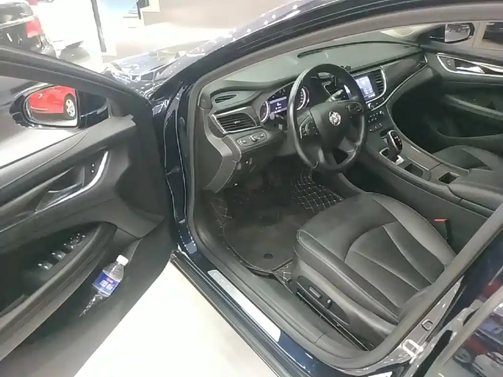 Buick LaCrosse — миниатюра 16