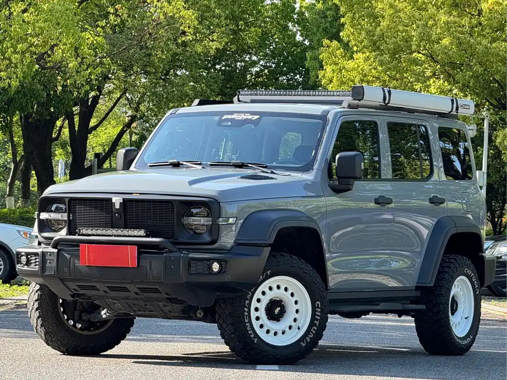 Tank Tank 300 2021