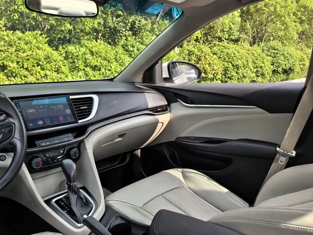 Buick Excelle — миниатюра 16