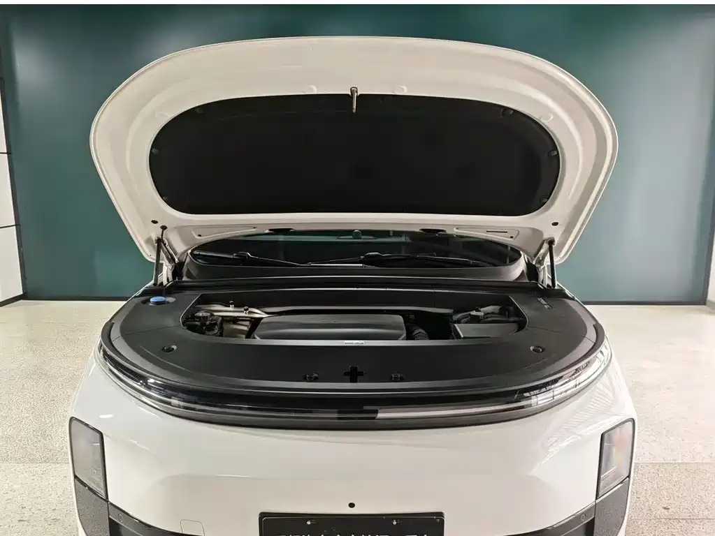 Li Auto Li L6 — миниатюра 3