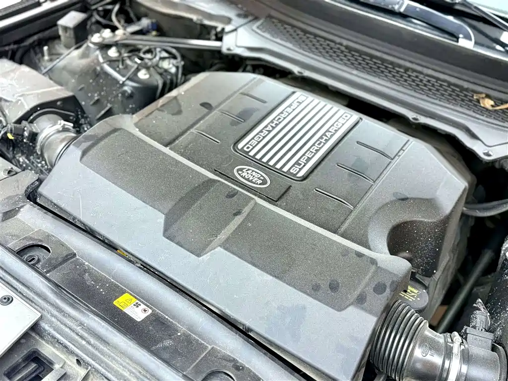 Land Rover Range Rover — миниатюра 18