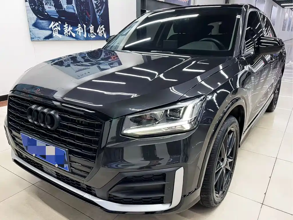 Audi Q2L 2021