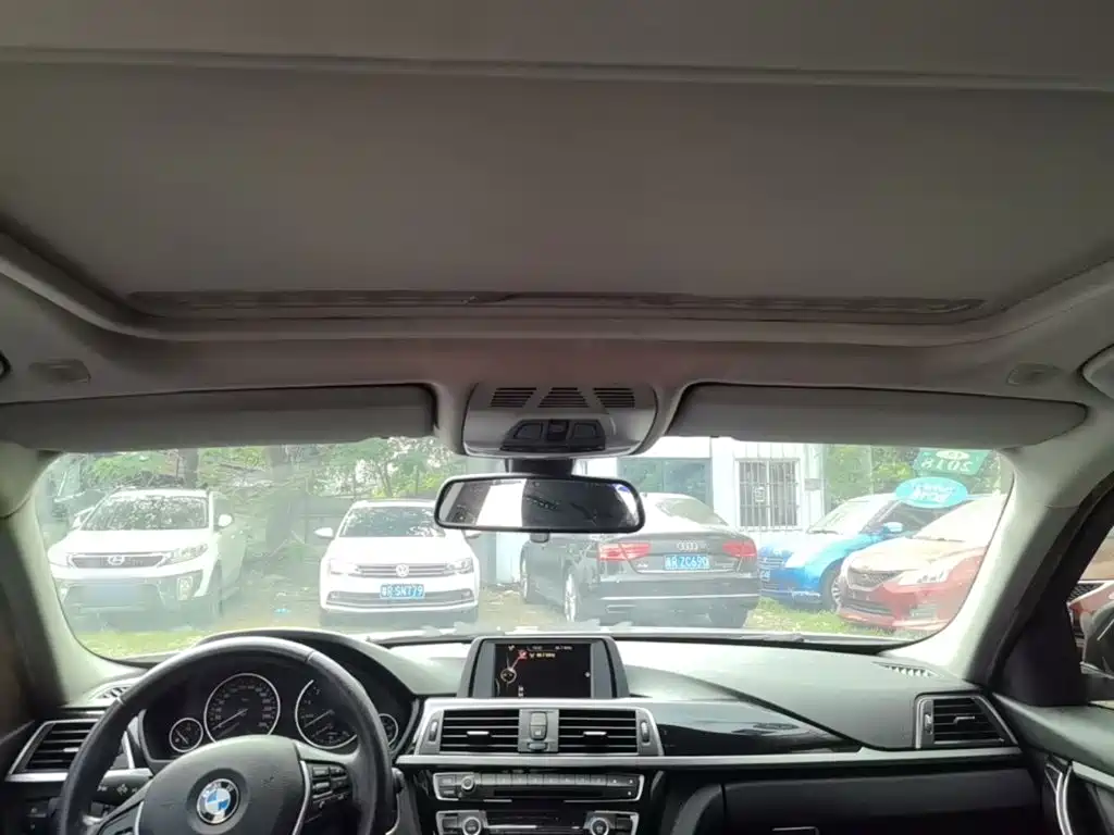 BMW 3 Series — миниатюра 18
