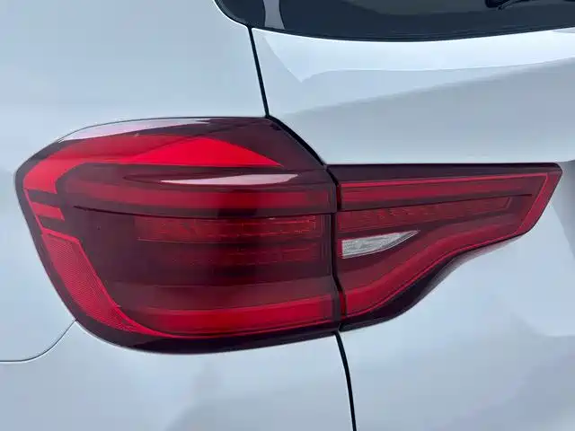 BMW X3 — миниатюра 8