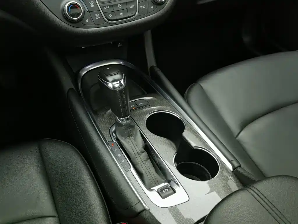Chevrolet Malibu XL — миниатюра 13