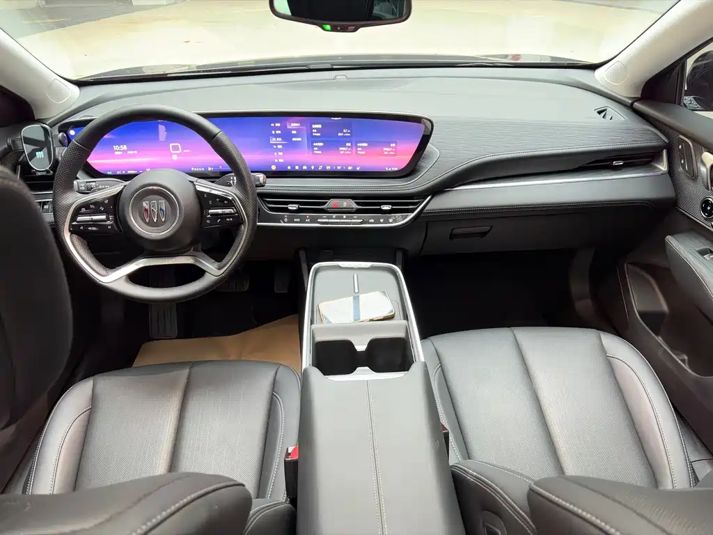 Buick LaCrosse — миниатюра 10