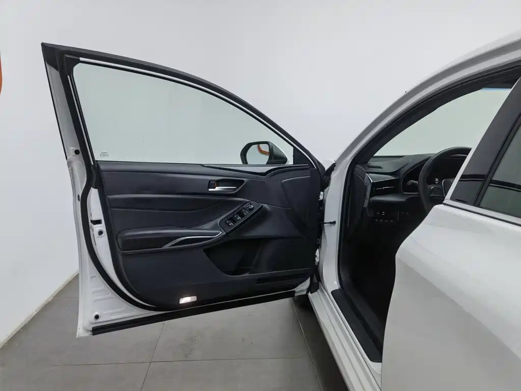 Toyota Avalon 2022 2.0L