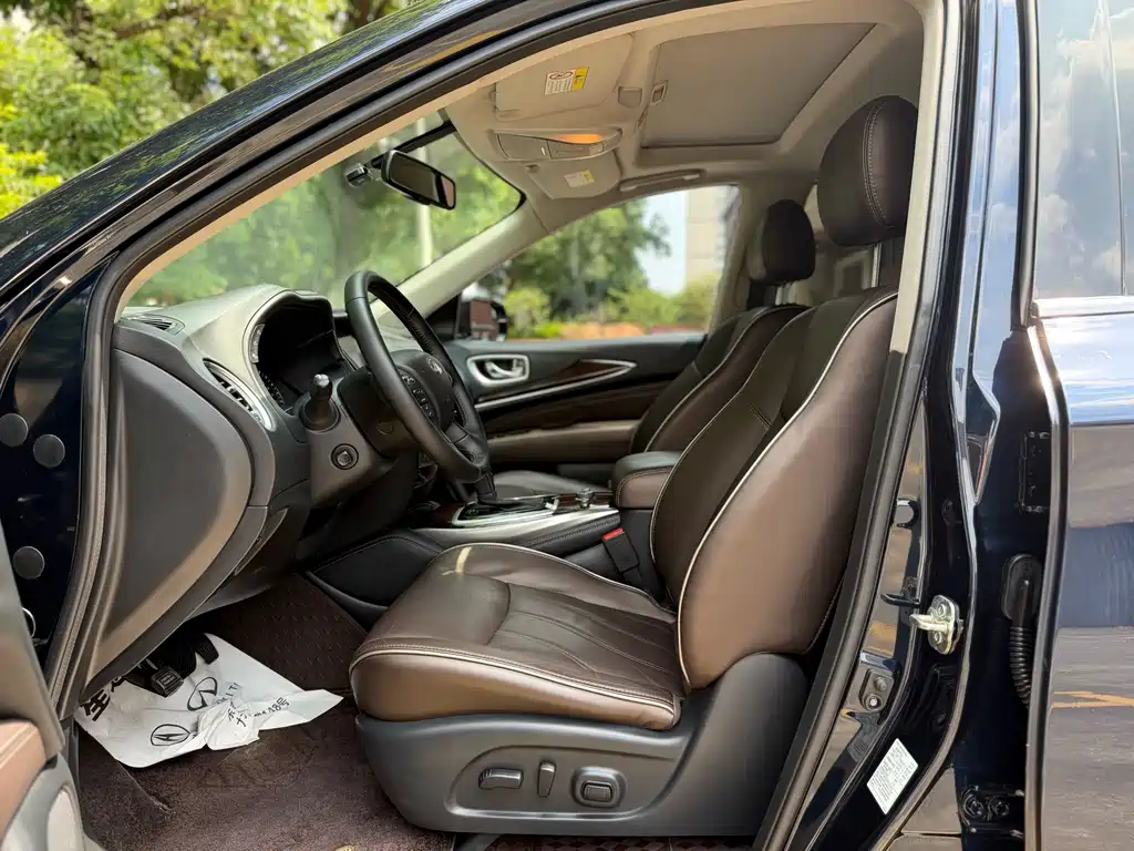 Infiniti QX60 (Import) — миниатюра 4