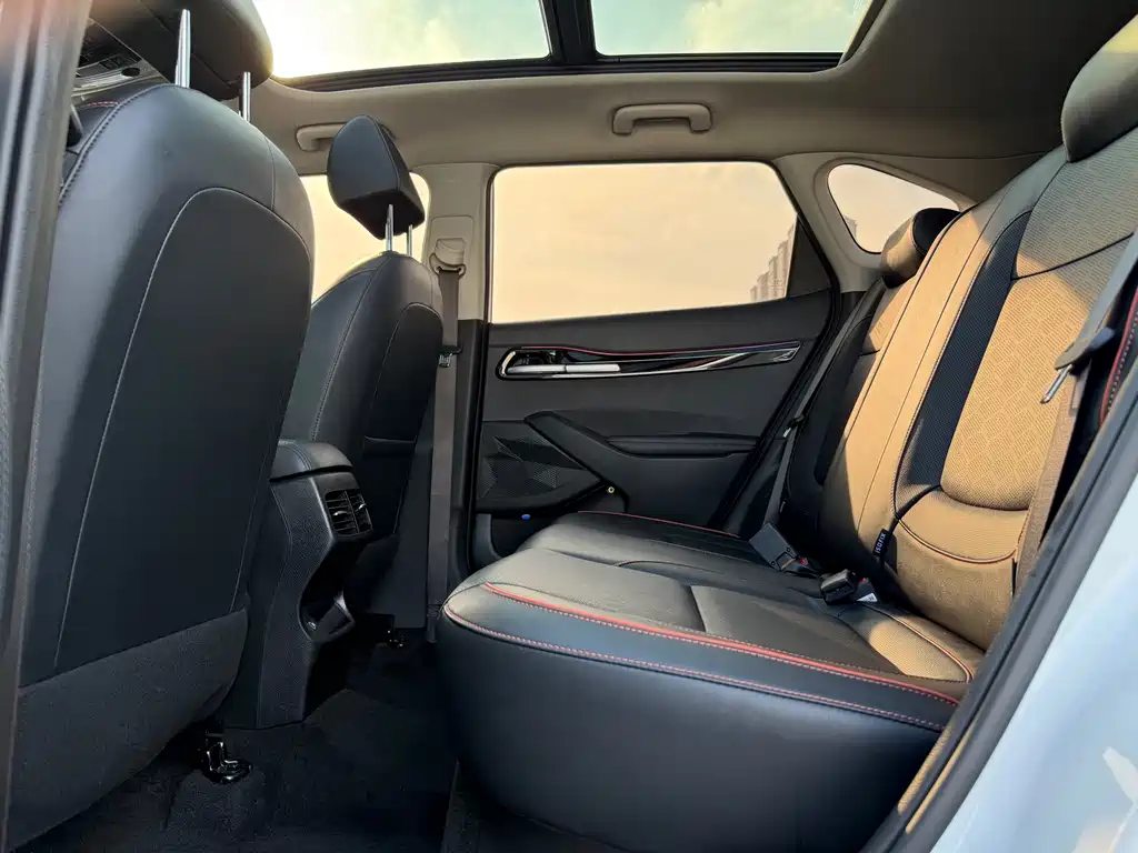Kia Seltos — миниатюра 20