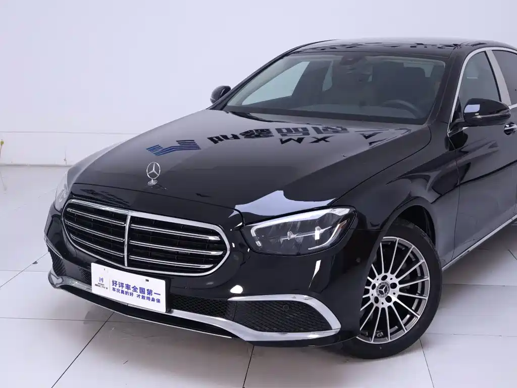 Mercedes-Benz E-Class — миниатюра 3