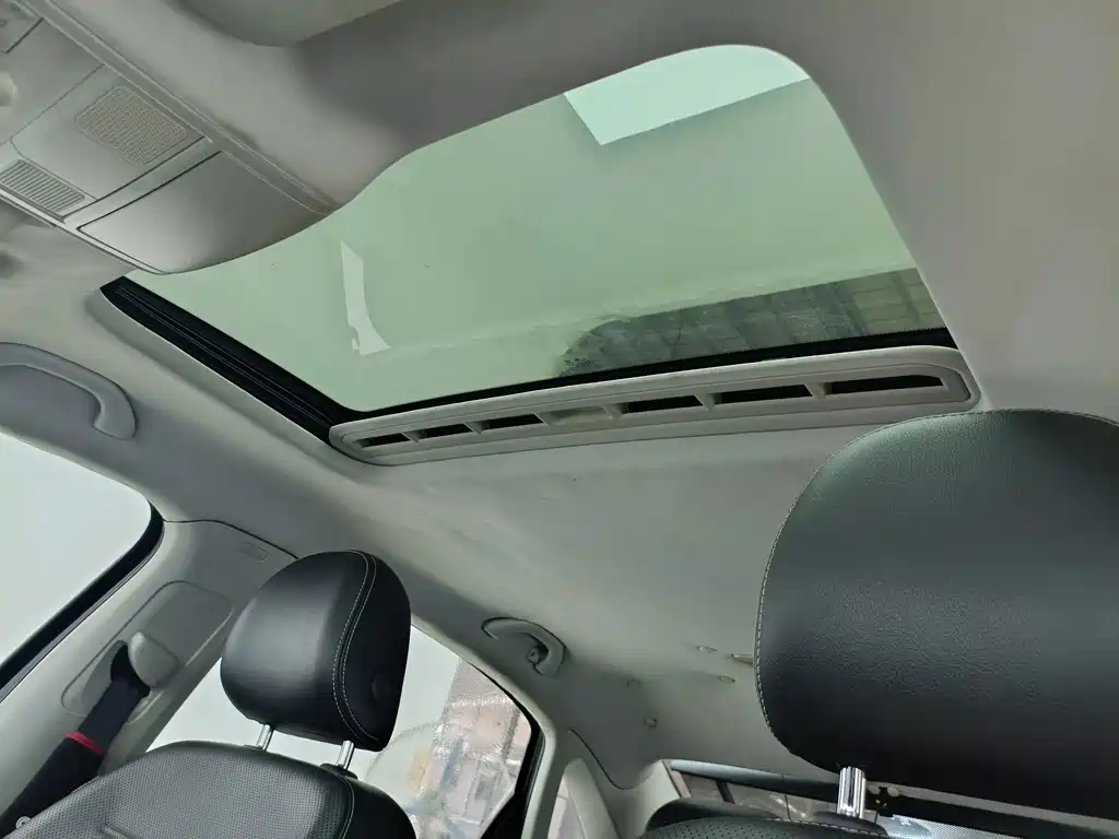 Volkswagen Passat — миниатюра 14