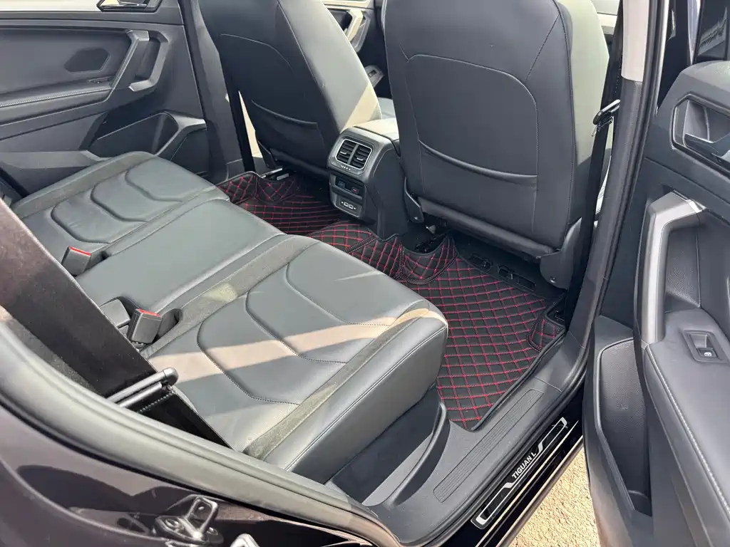 Volkswagen Tiguan L — миниатюра 12