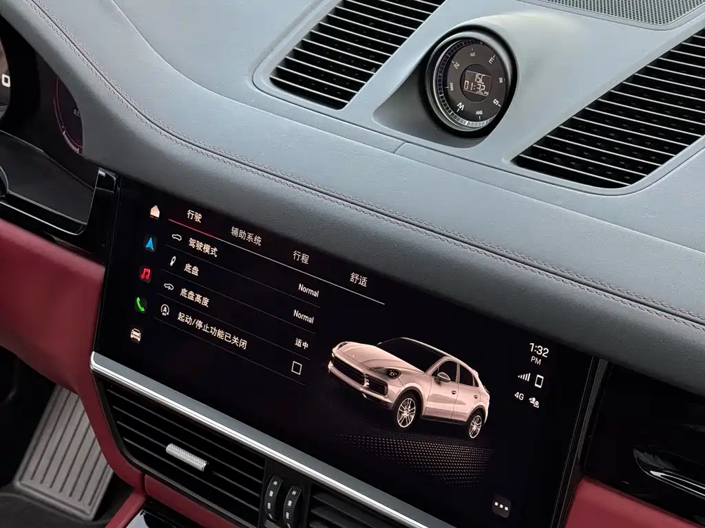 Porsche Cayenne — миниатюра 12
