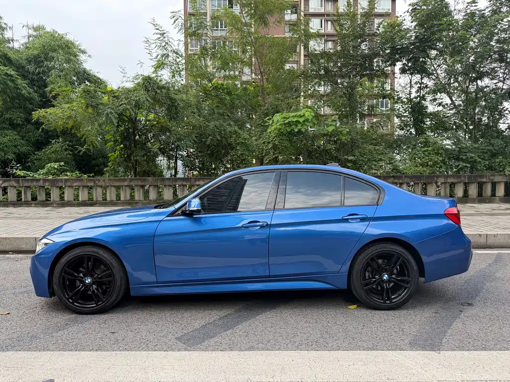BMW 3 Series — миниатюра 2