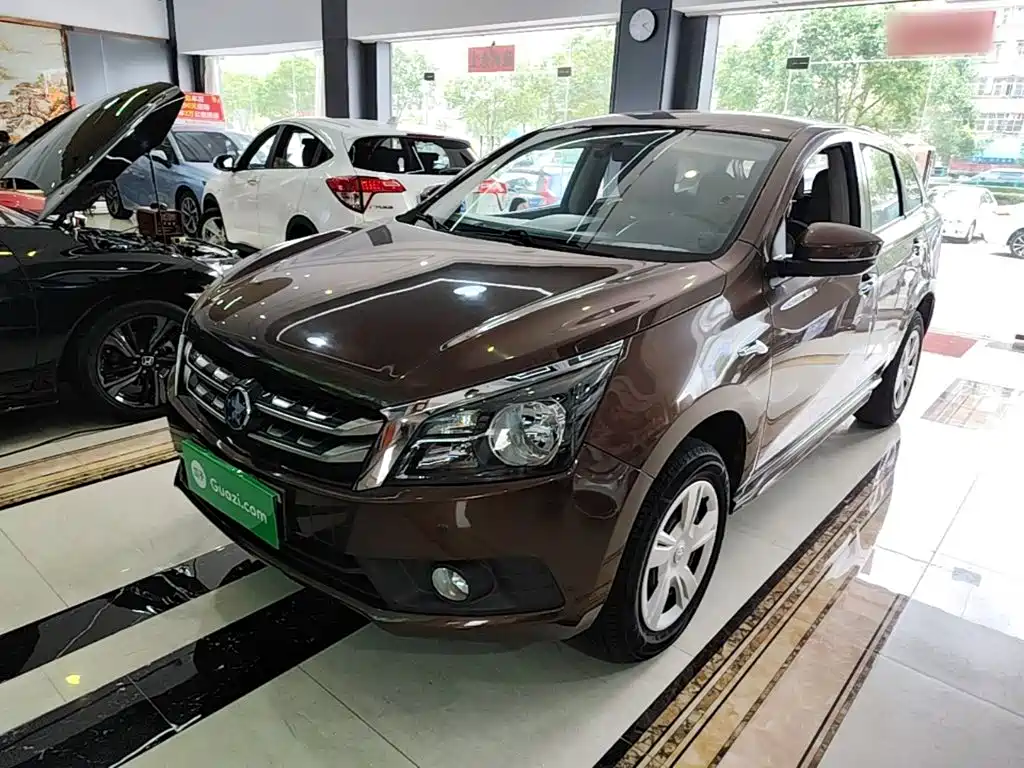 Venucia T70 — миниатюра 2