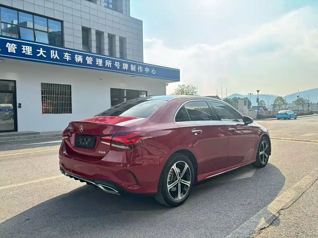 Mercedes-Benz A-Class A 2022 A 200 L Sport