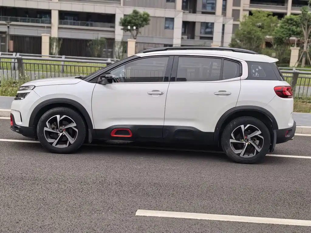 Citroen C5 AIRCROSS — миниатюра 4