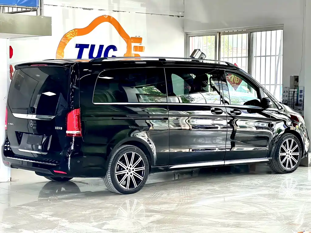 Mercedes-Benz V-Class V 2022 V 260 L Luxury