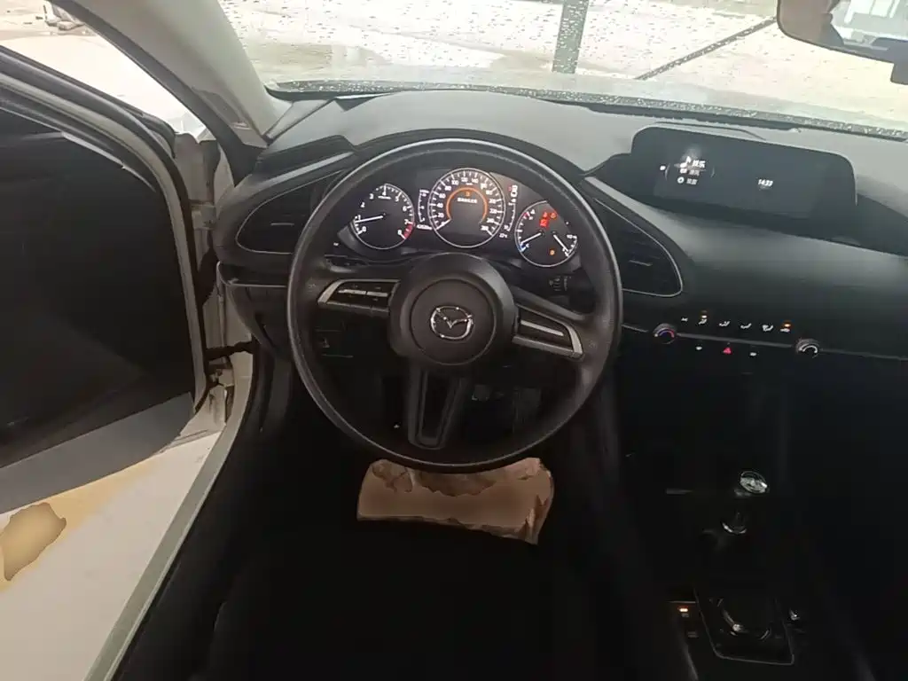 Mazda 3 Axela — миниатюра 11