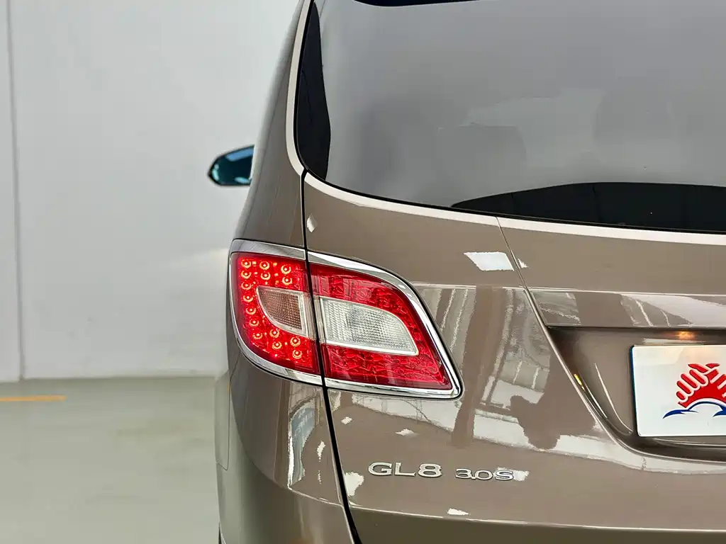 Buick GL8 — миниатюра 14