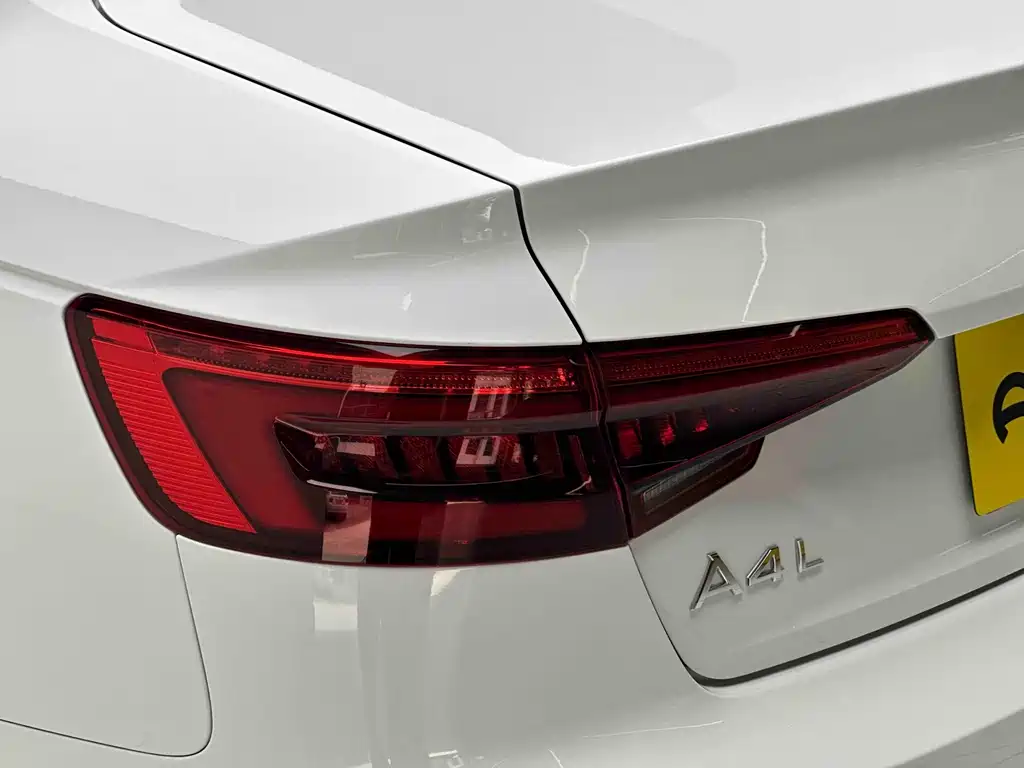 Audi A4L — миниатюра 20