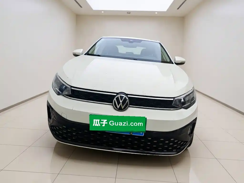 Volkswagen Lavida — миниатюра 2