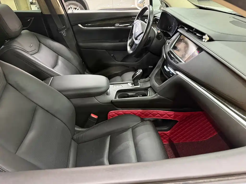 Cadillac XT5 — миниатюра 17
