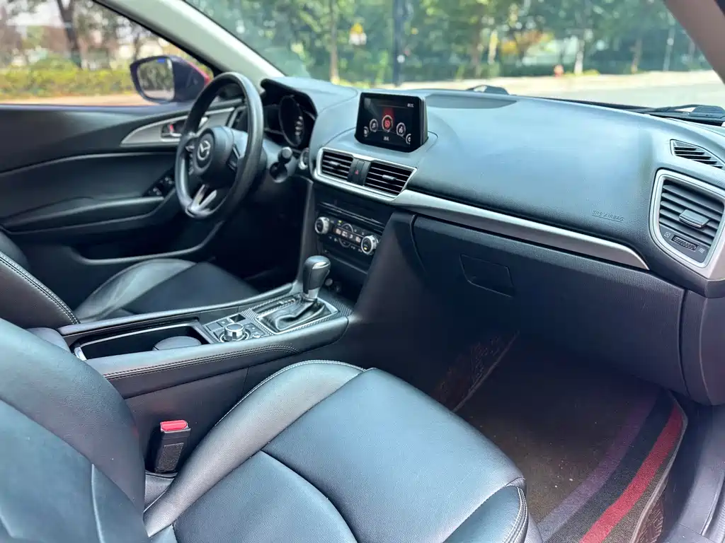 Mazda 3 Axela — миниатюра 13